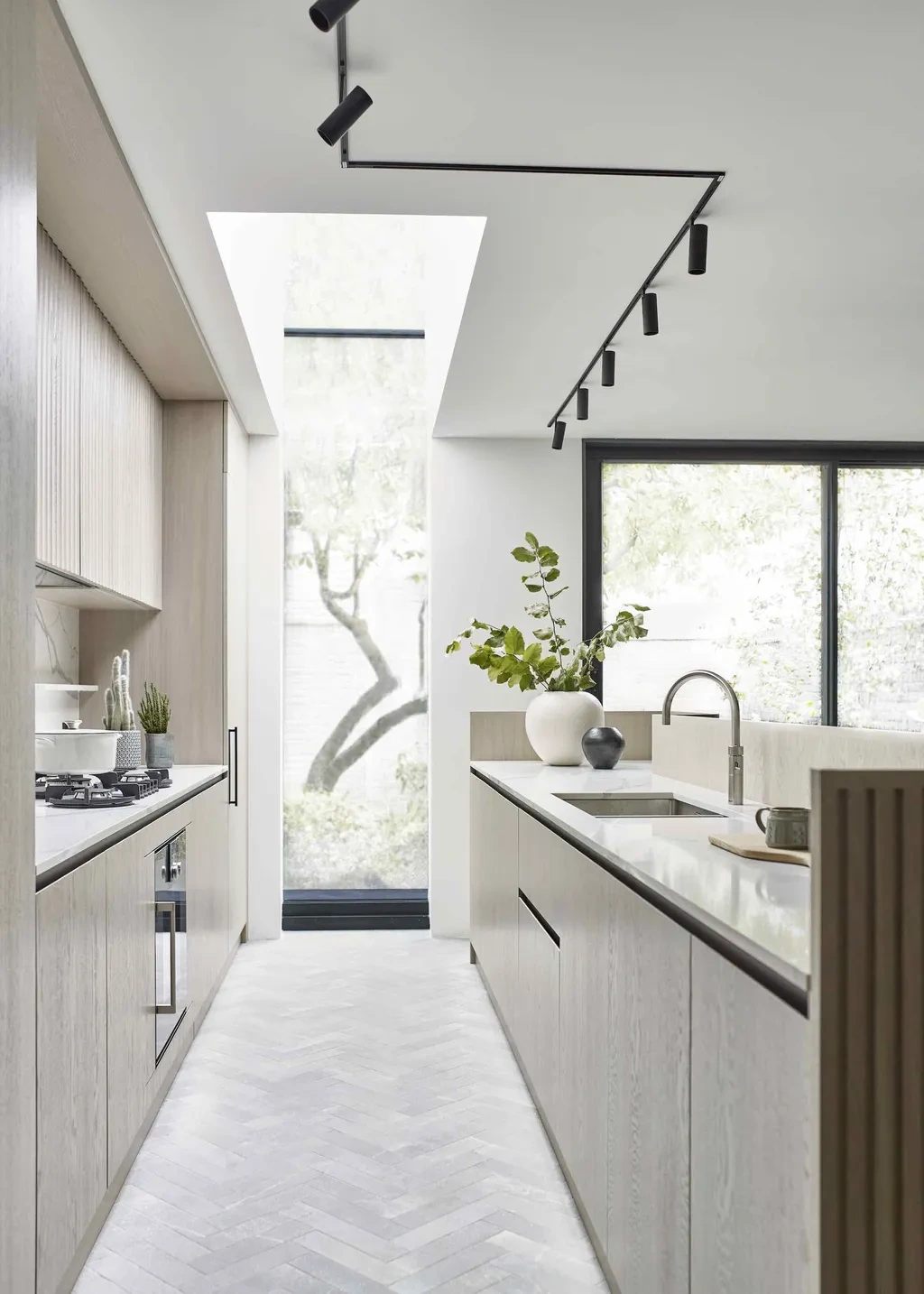 Bếp nhỏ vẫn chất với 5 tuyệt chiêu chọn đồ gia dụng thông minh - 1 Bếp nhỏ vẫn chất với 5 tuyệt chiêu chọn đồ gia dụng thông minh - 1