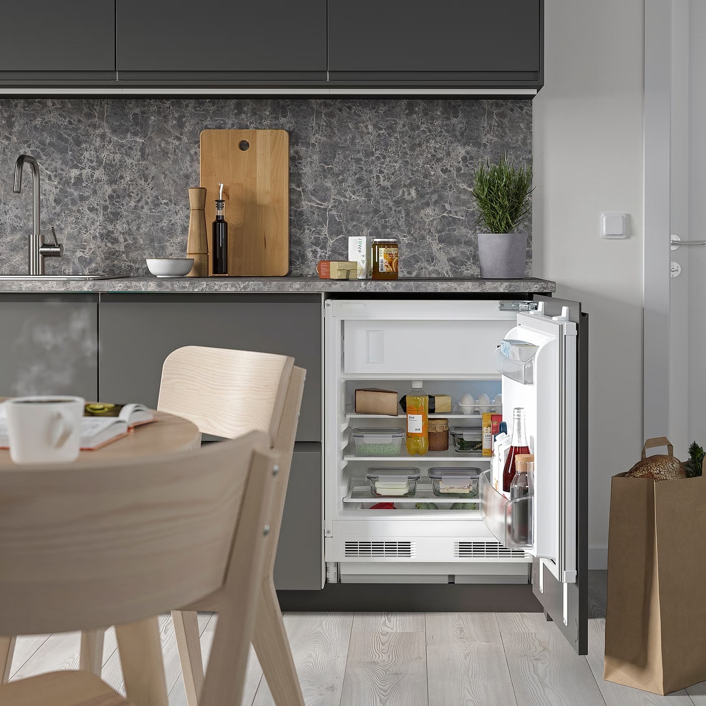 Bếp nhỏ vẫn chất với 5 tuyệt chiêu chọn đồ gia dụng thông minh - 3 Bếp nhỏ vẫn chất với 5 tuyệt chiêu chọn đồ gia dụng thông minh - 3